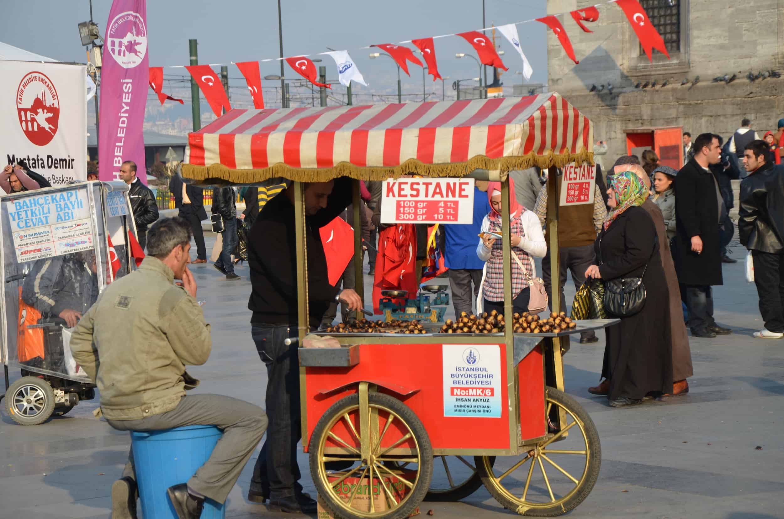 Chestnut vendor on Eminönü Square in Istanbul, Turkey