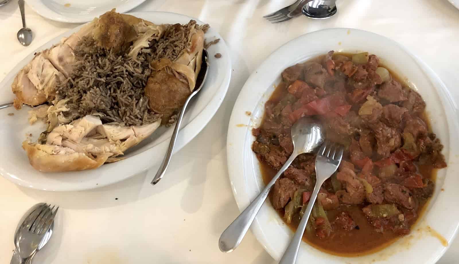 Chicken (left) and lamb (right) at Kebapçı Mahmut in Fatih, Istanbul, Turkey