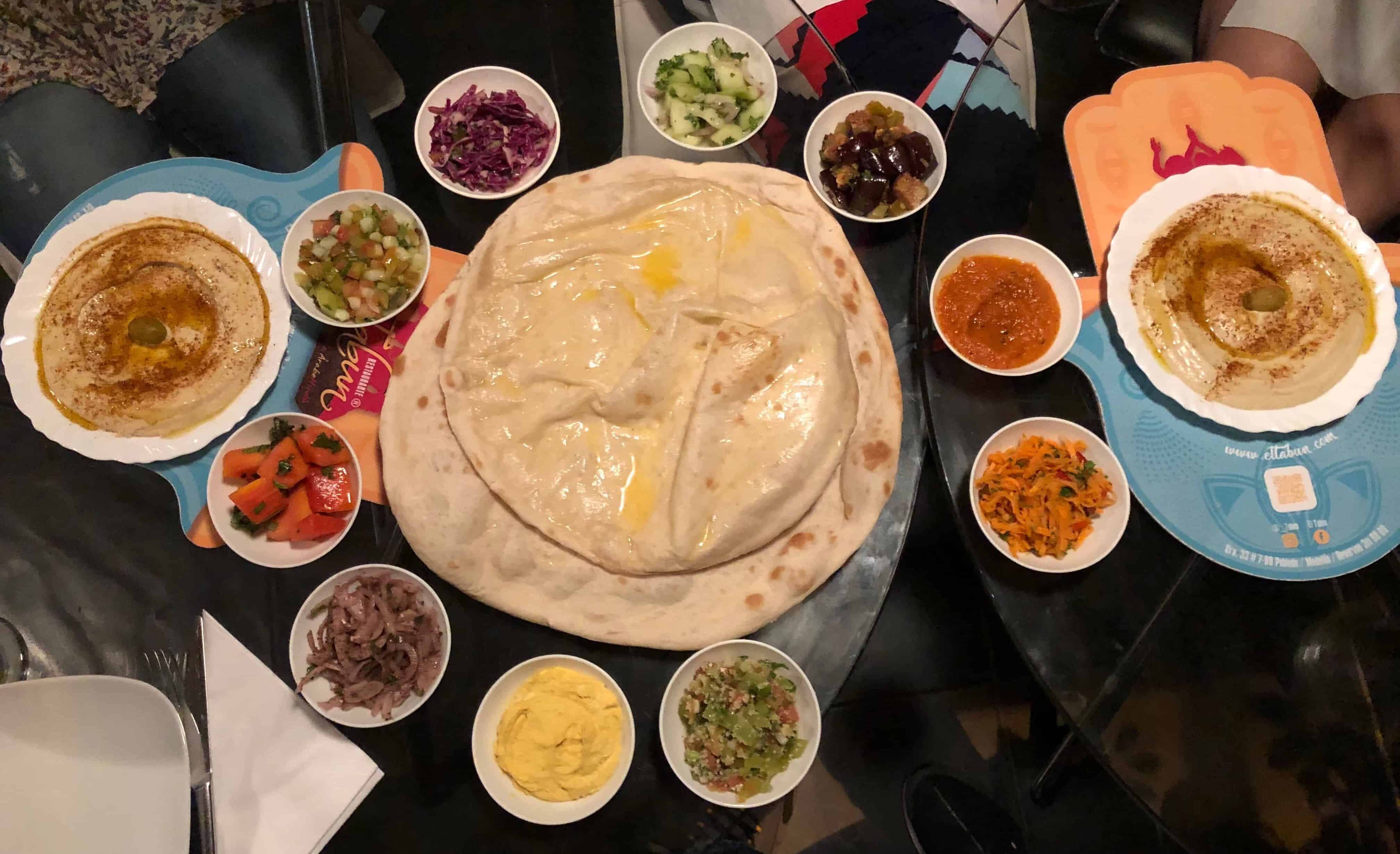 Naan and pita with dips at El Tabún in El Poblado, Medellín, Antioquia, Colombia