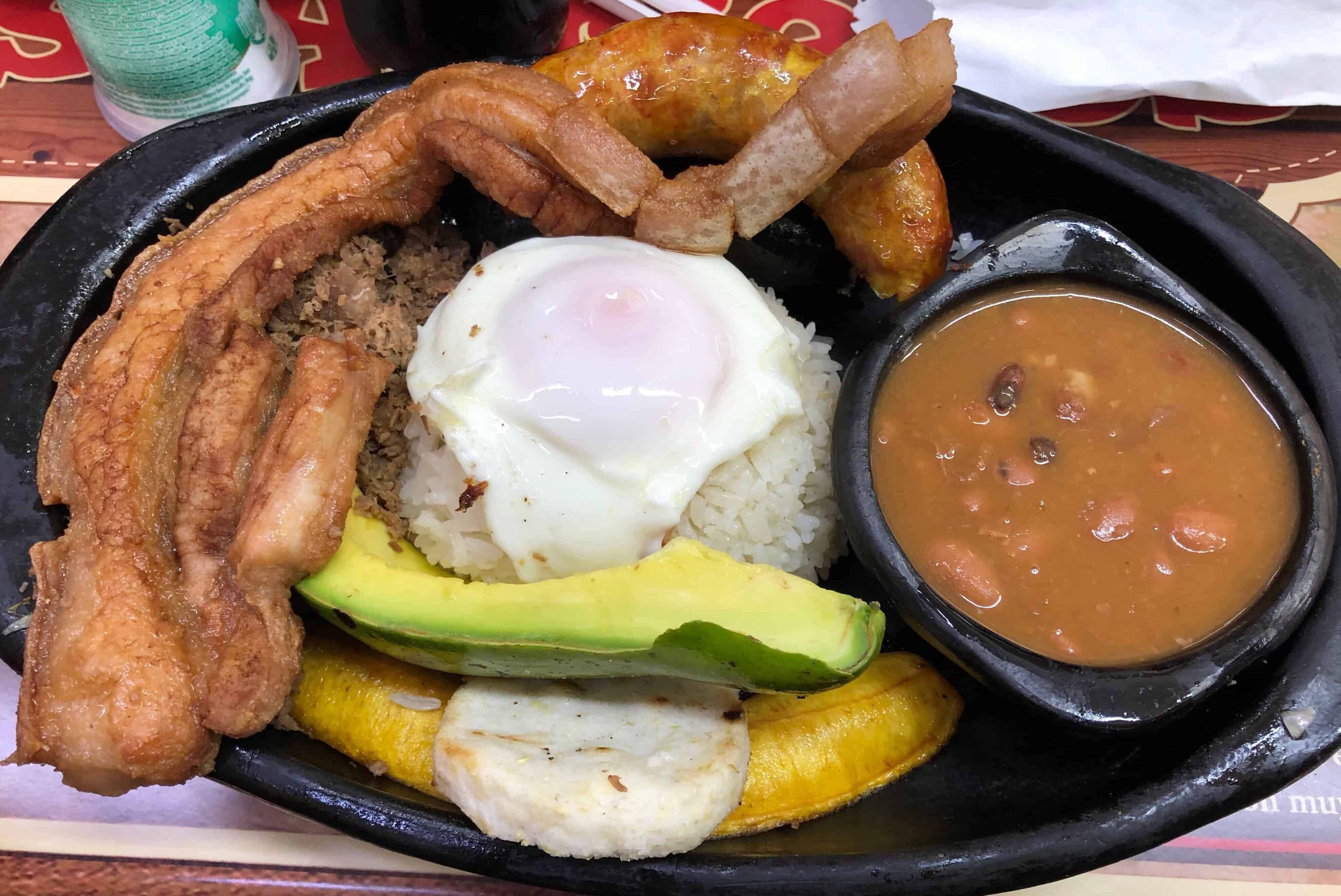 Bandeja paisa at Los Arrieros