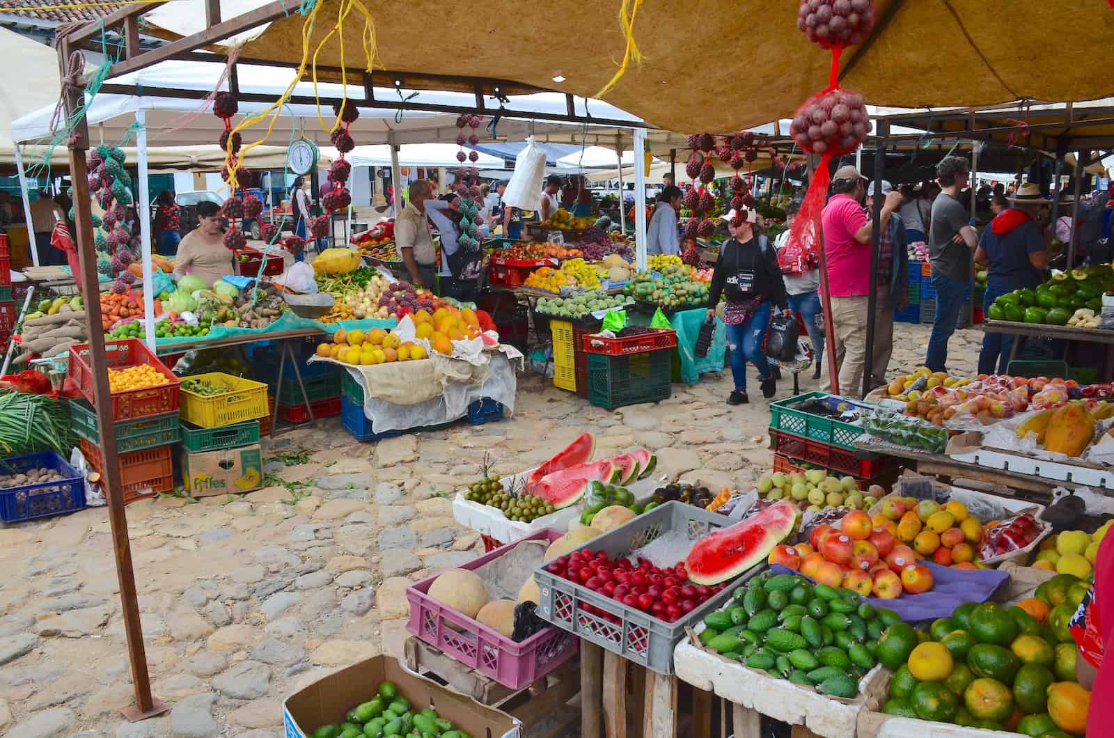 Fruit vendors at the Saturday Market