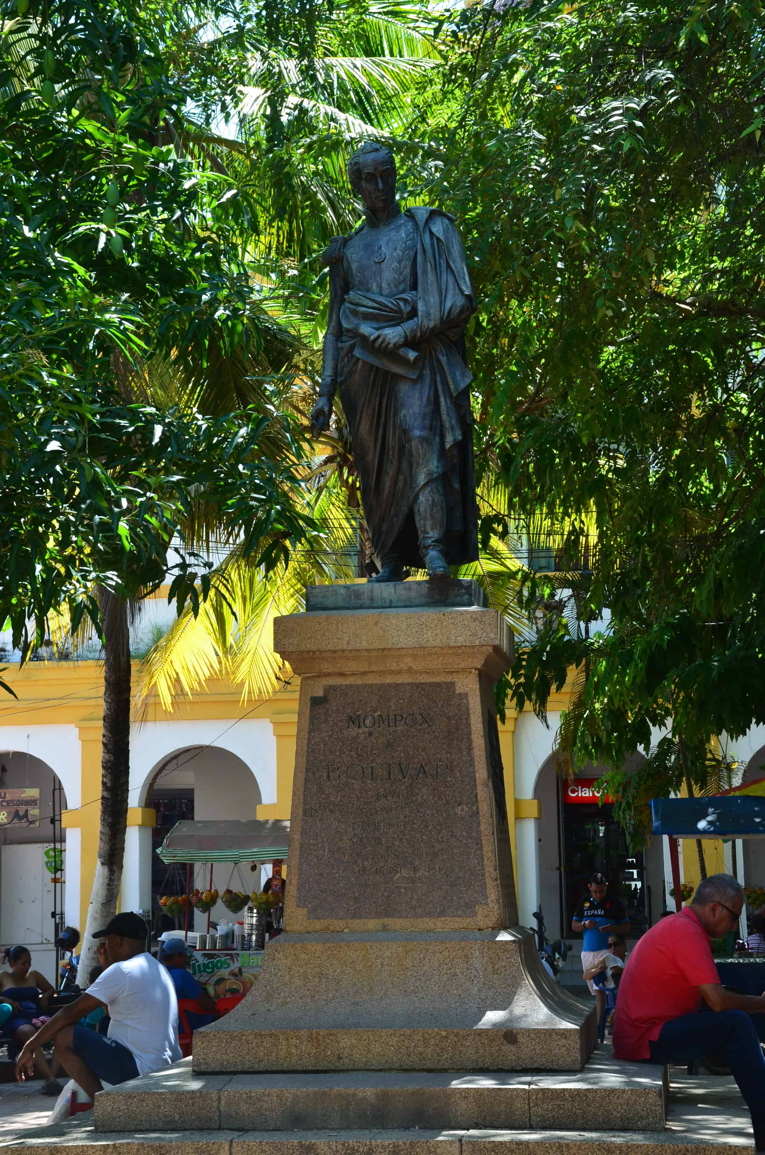 Statue of Simón Bolívar