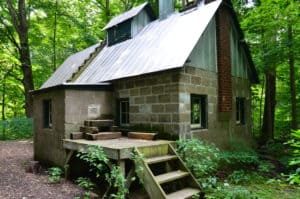 Maple sugar shack