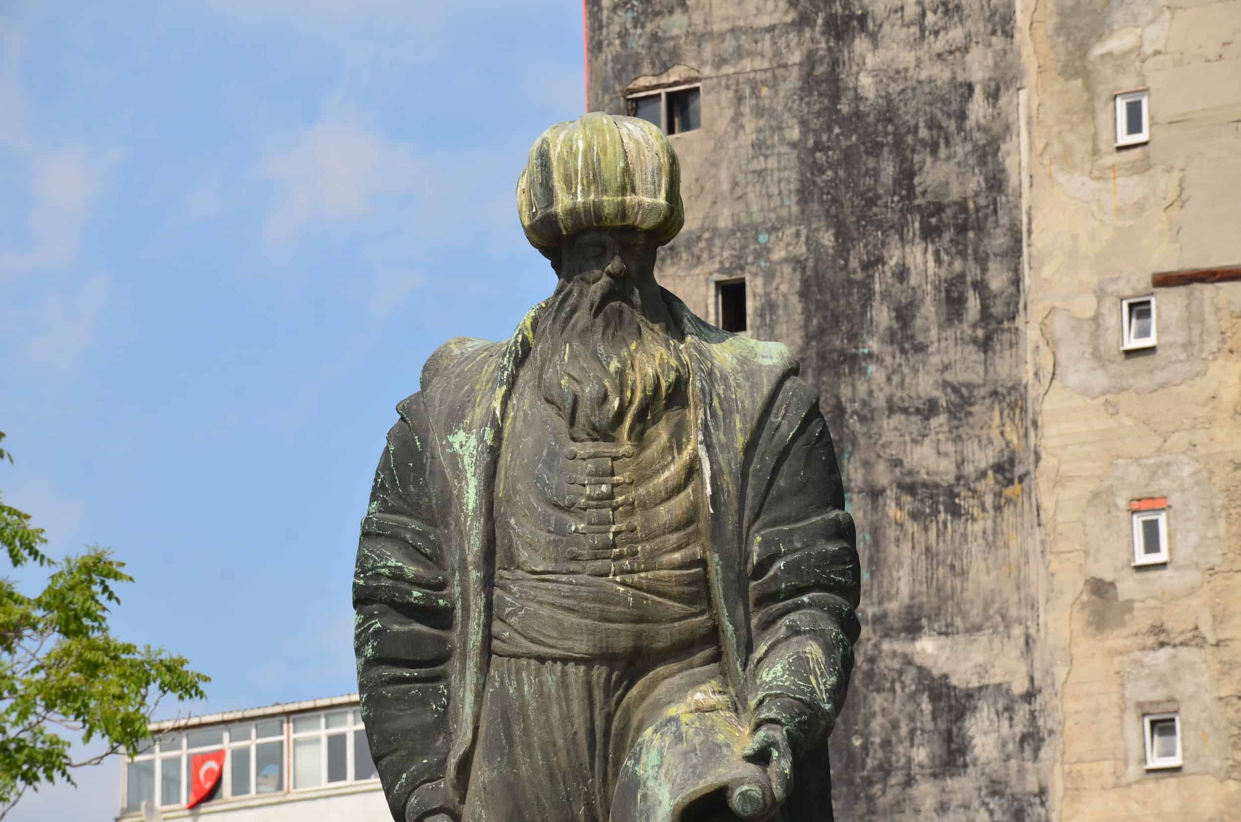 Mimar Sinan statue