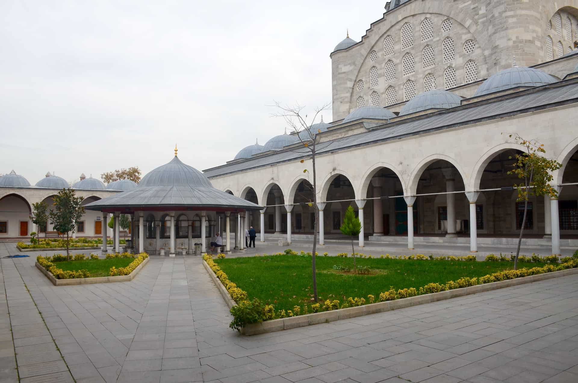 Courtyard at the Mihrimah Sultan Mosque