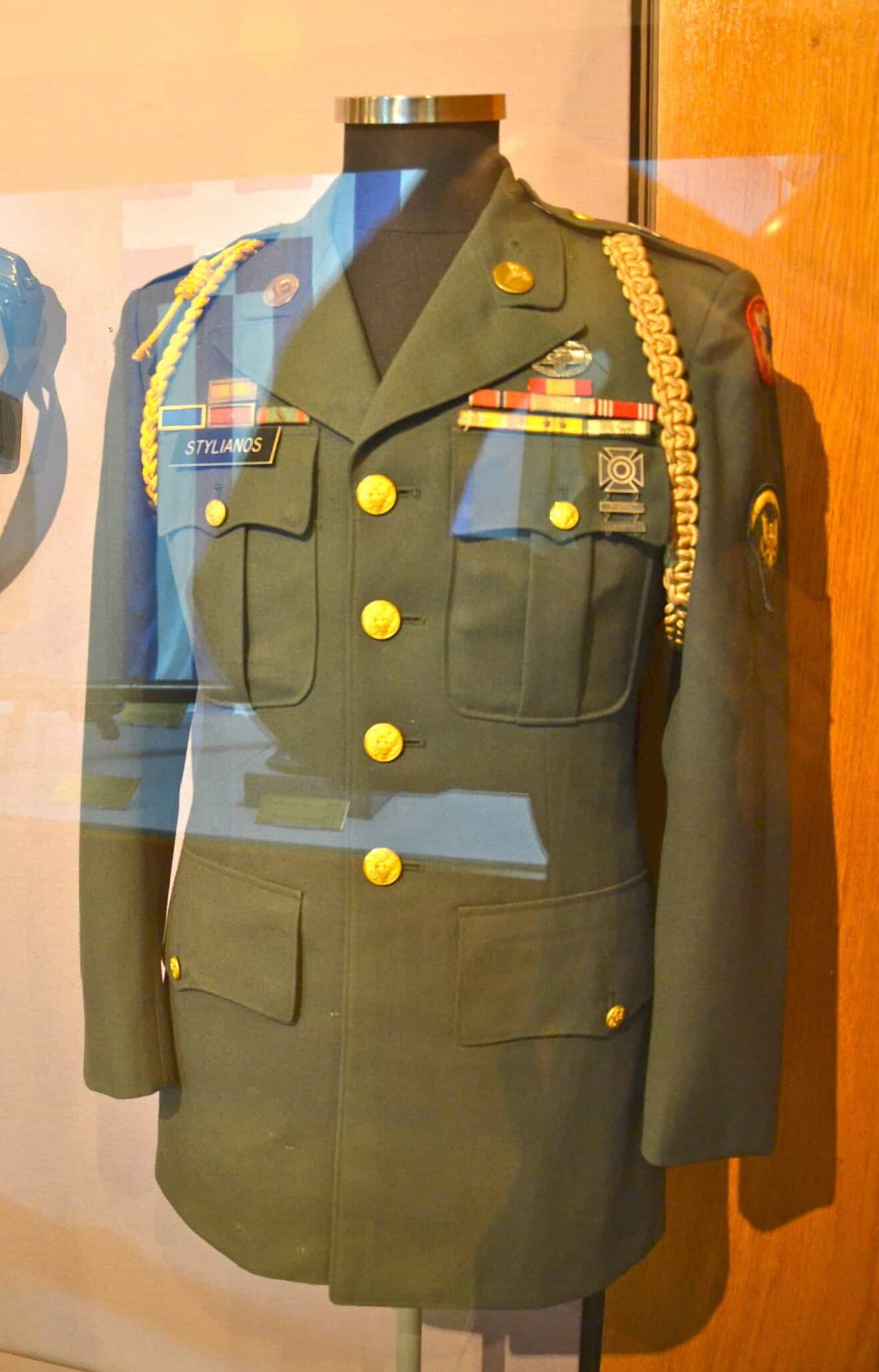 Uniform of a US officer of Greek descent in 1974 Cyprus