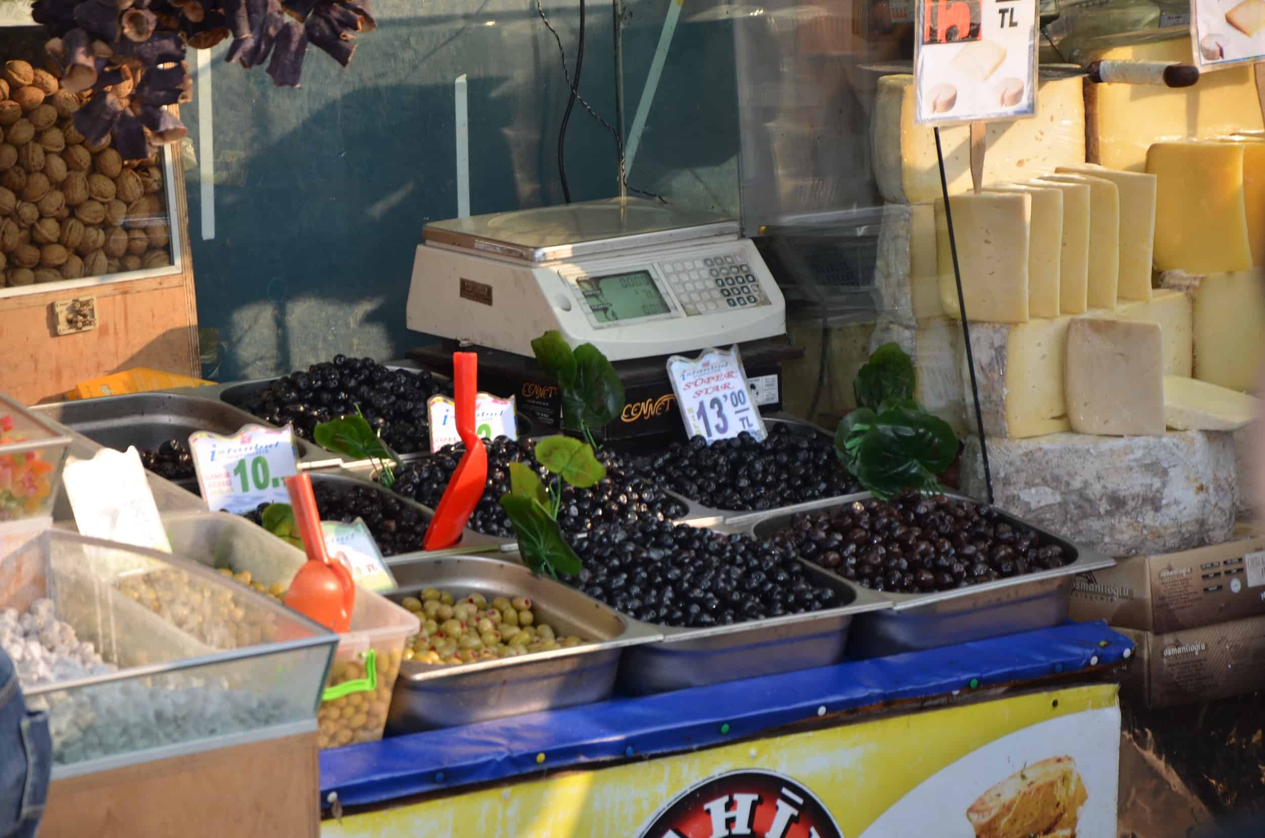 Olives at the Spice Bazaar in Istanbul, Turkey