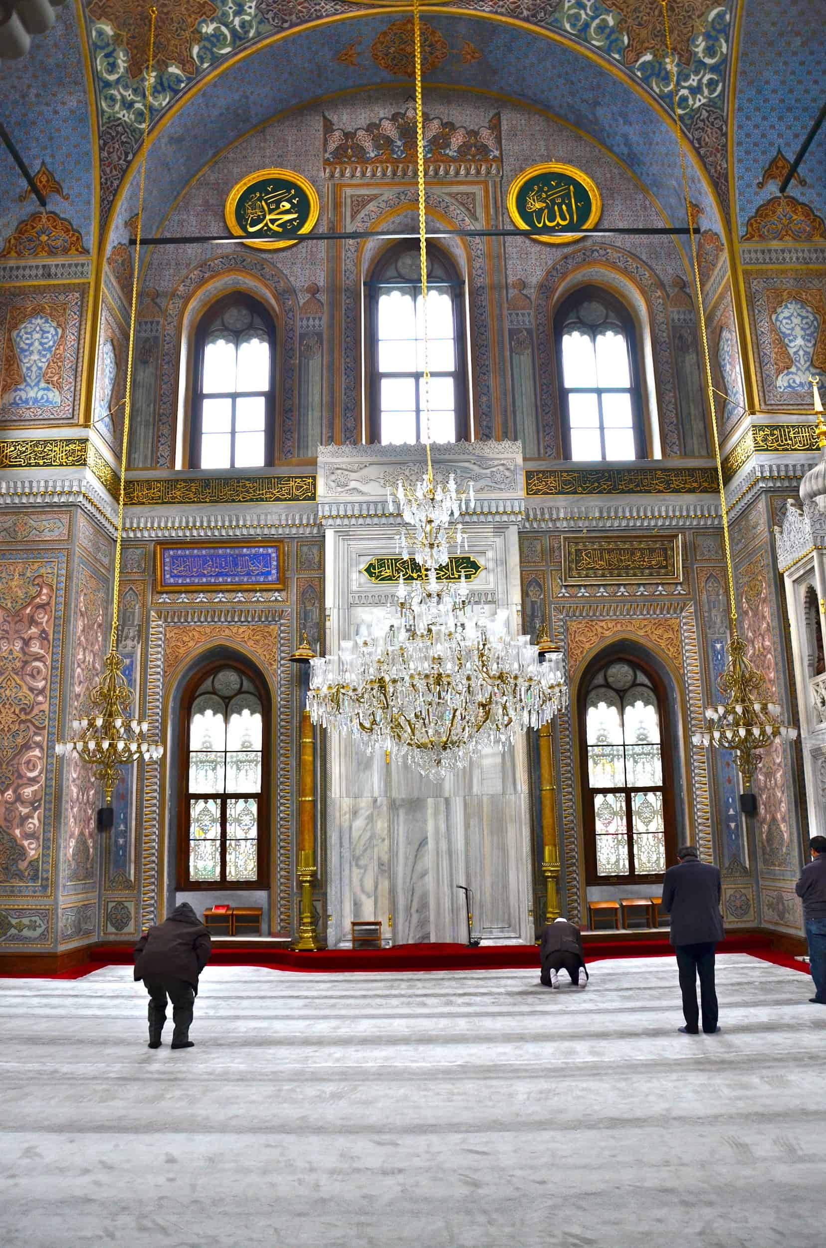 Prayer hall of the Pertevniyal Valide Sultan Mosque in Aksaray, Istanbul, Turkey