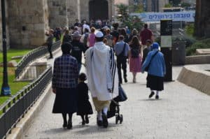 A family walking towards the Jaffa Gate in Jerusalem