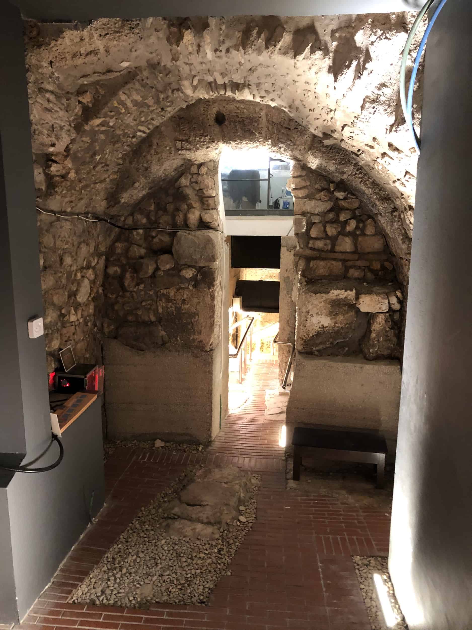 Byzantine arch at the Hurva Synagogue in the Jewish Quarter of Jerusalem