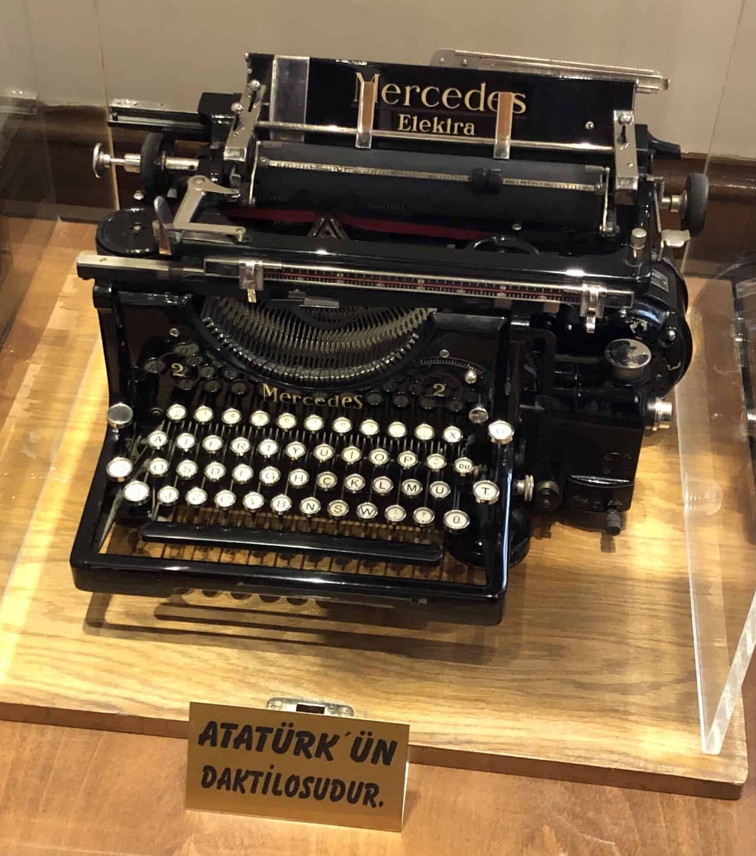 Atatürk's typewriter