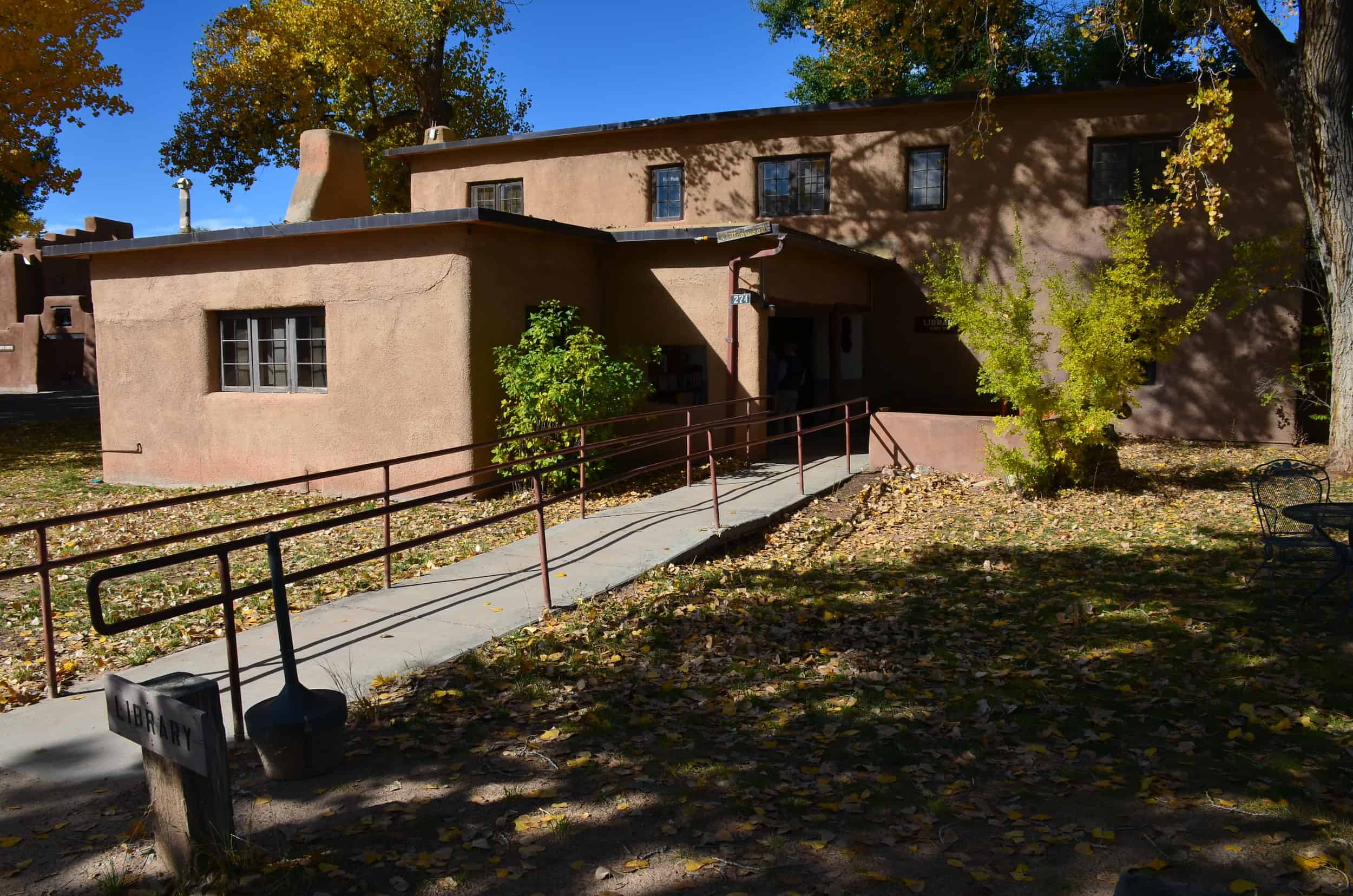 Ghost Ranch Library