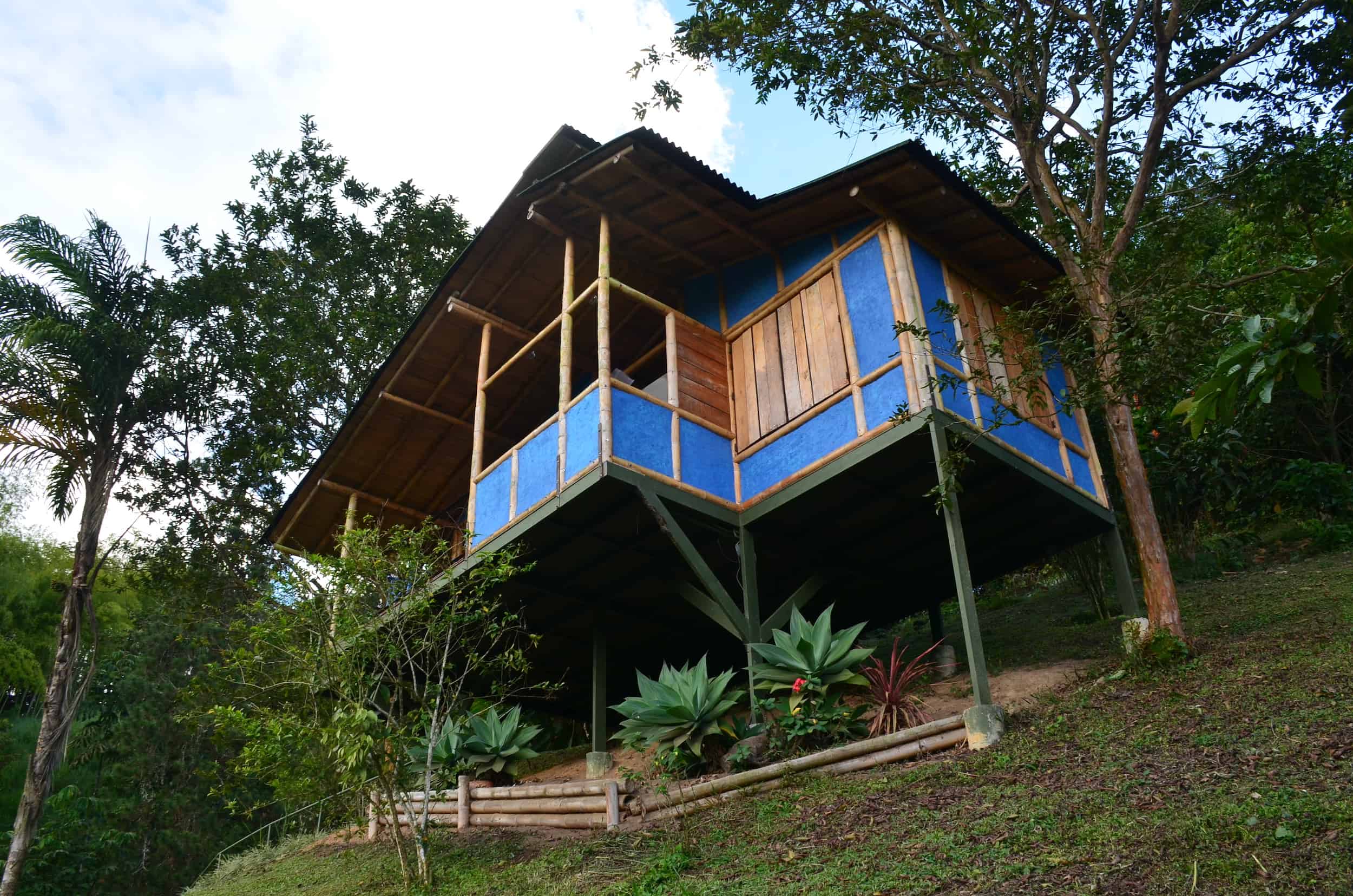 Blue cabin at Soñarte in Córdoba, Quindío, Colombia