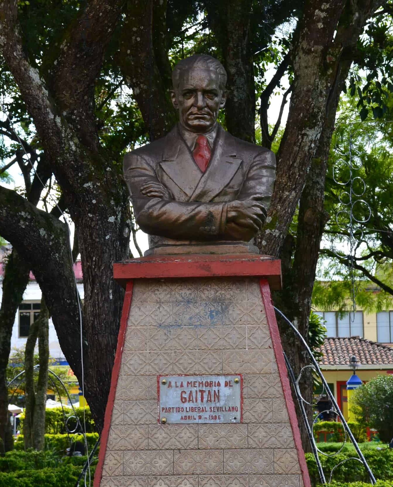 Bust of Jorge Eliécer Gaitán