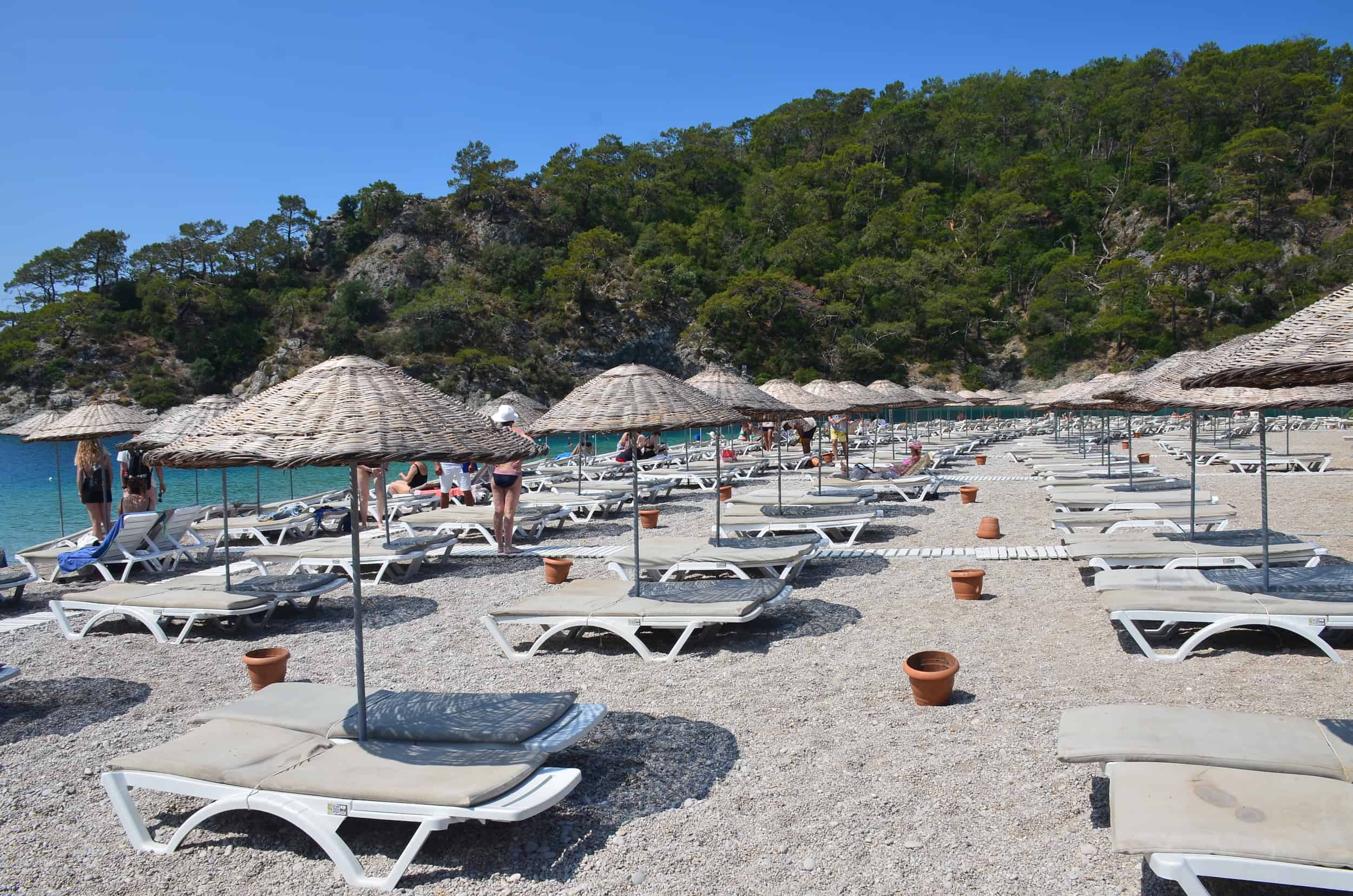 Rows of sun beds at Ölüdeniz, Turkey