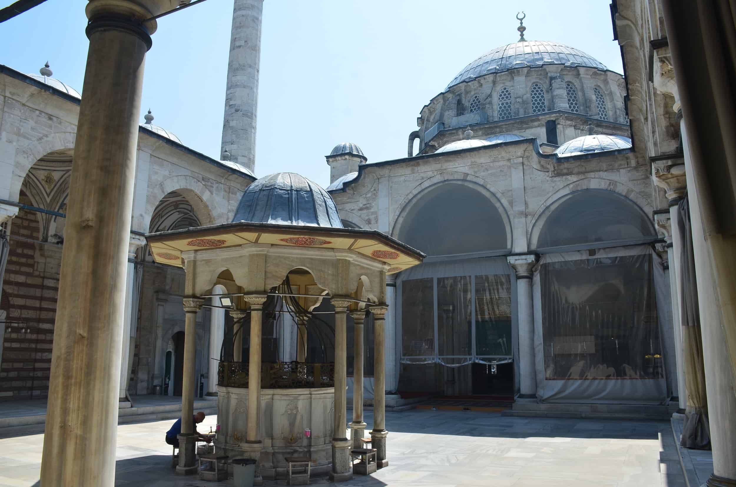 Courtyard of the Laleli Mosque in Laleli, Istanbul, Turkey