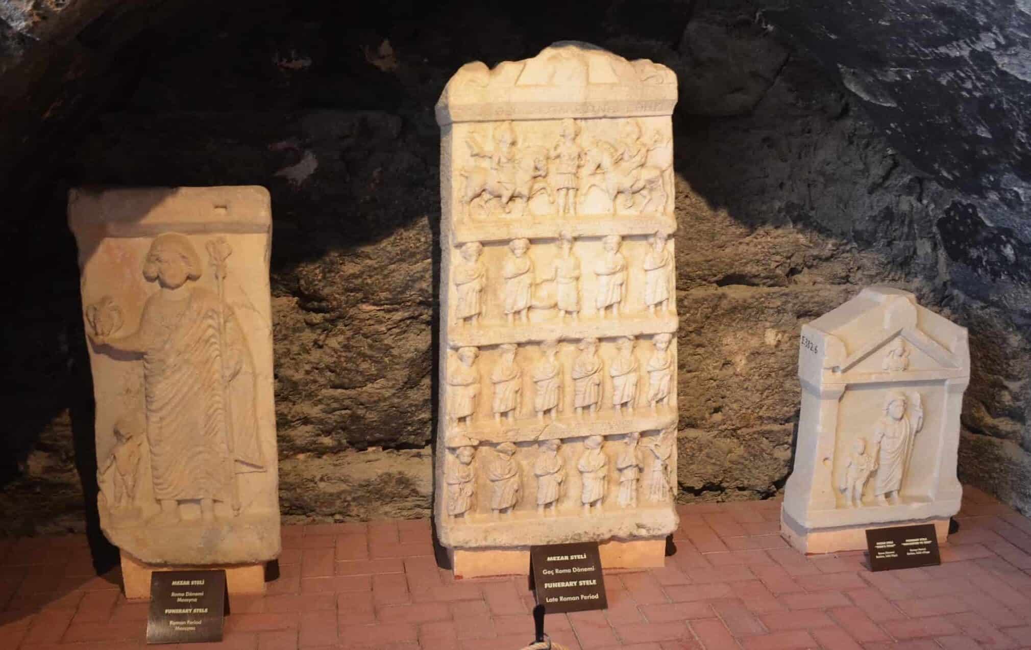 Funeral stelae from the Roman period