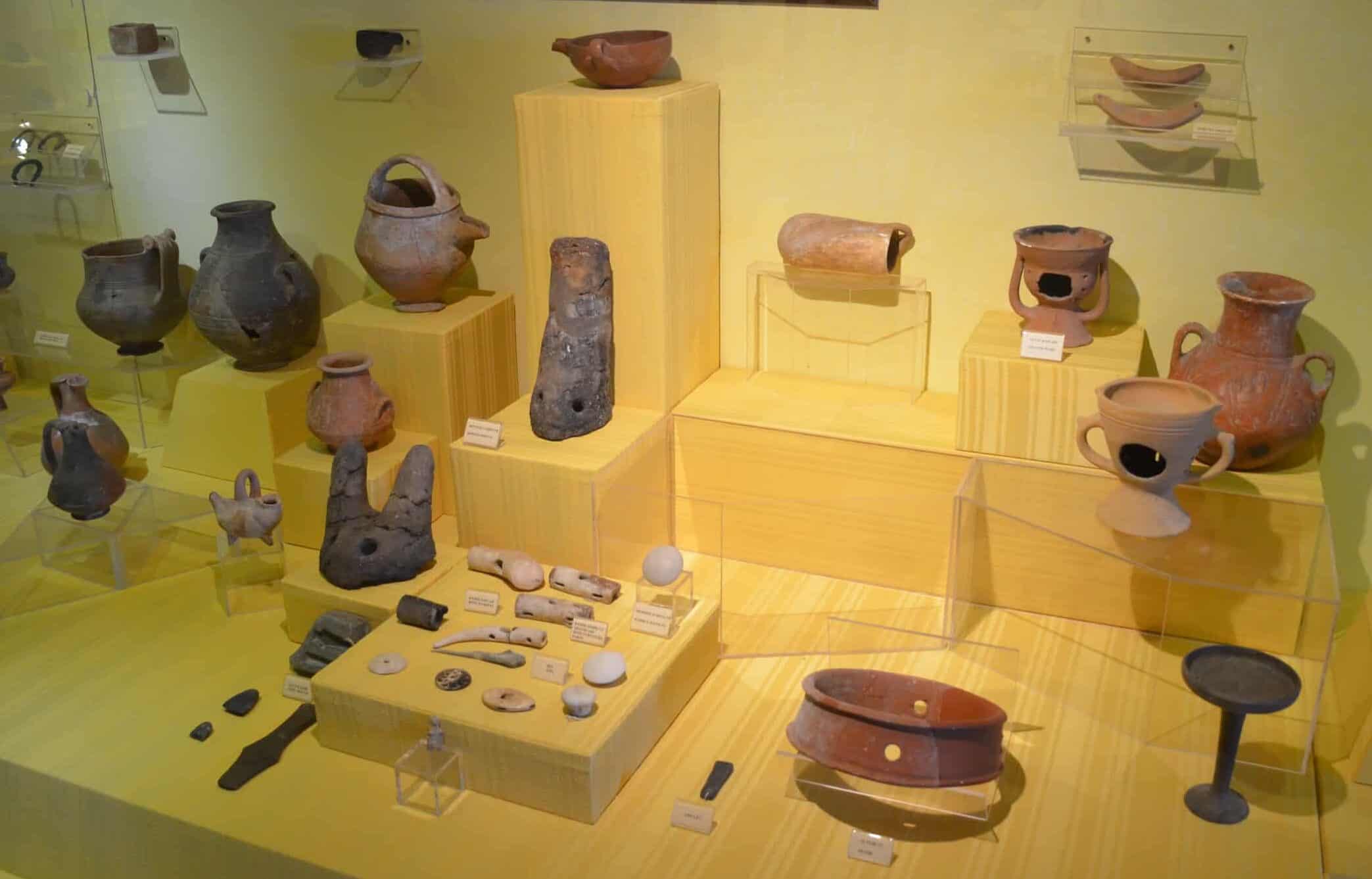 Items from Beycesultan Hüyük in the Small Artifacts Gallery at the Hierapolis Museum