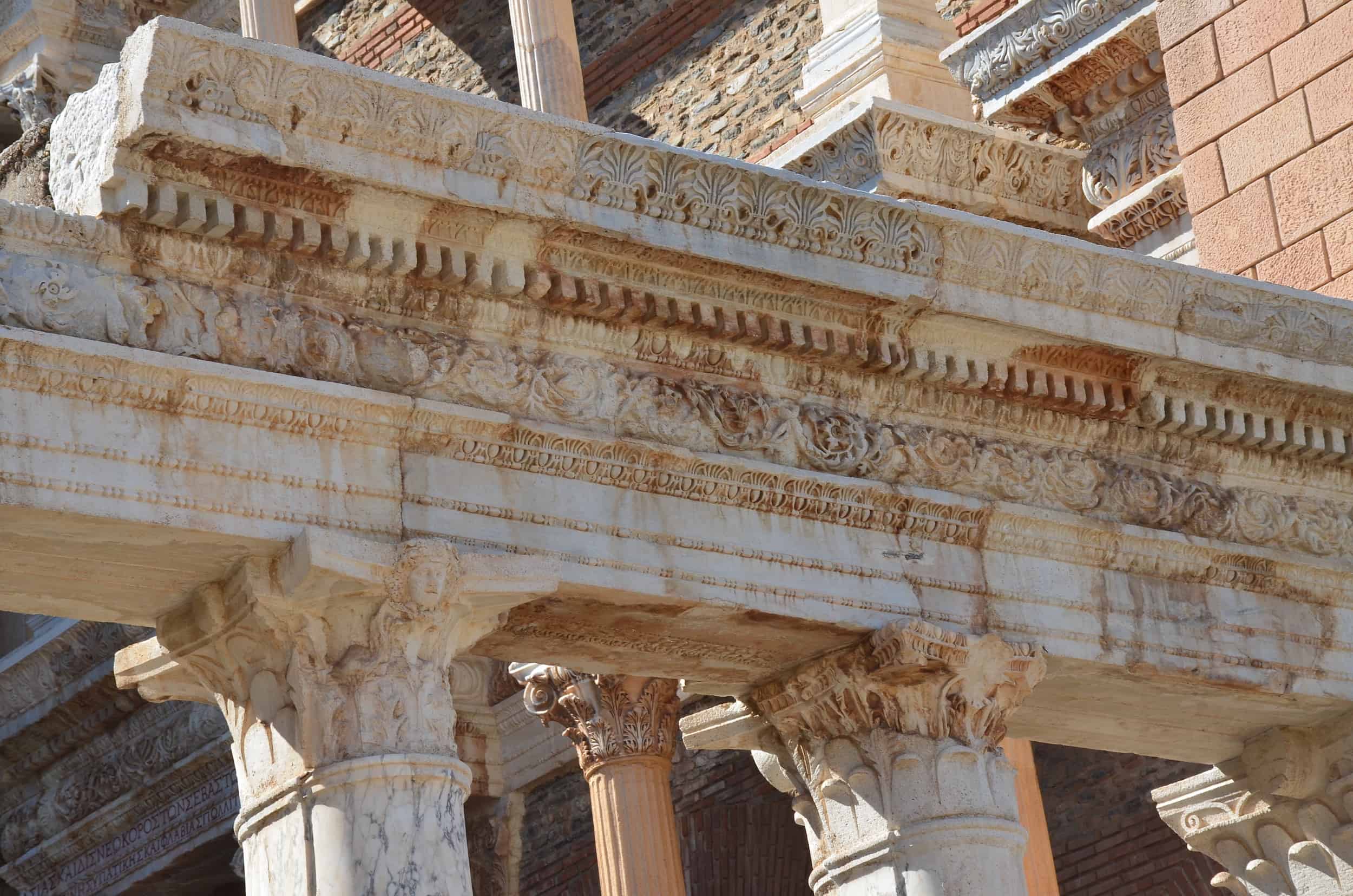 Frieze with floral patterns on the outer east colonnade in the Marble Court