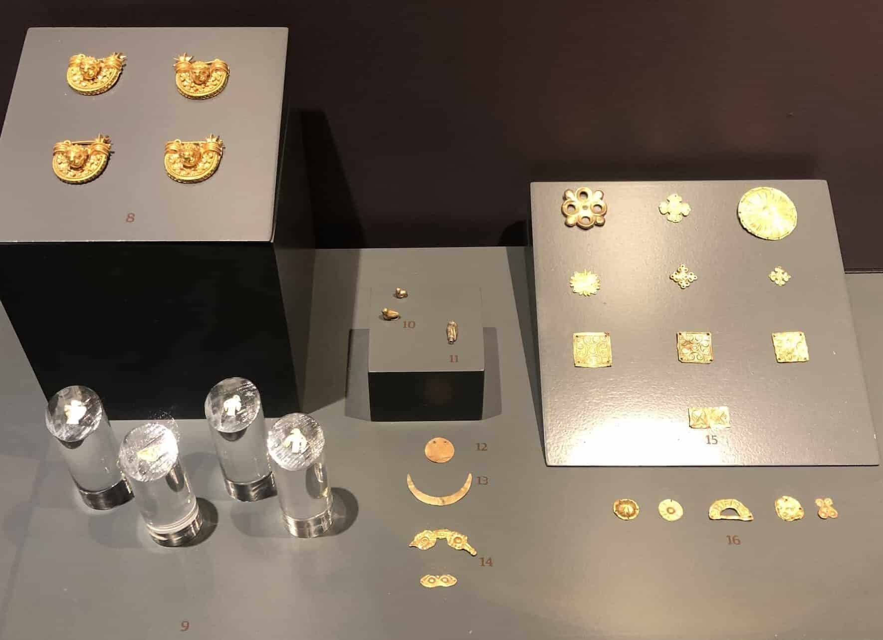 Jewelry in the Finds from the Temple of Artemis