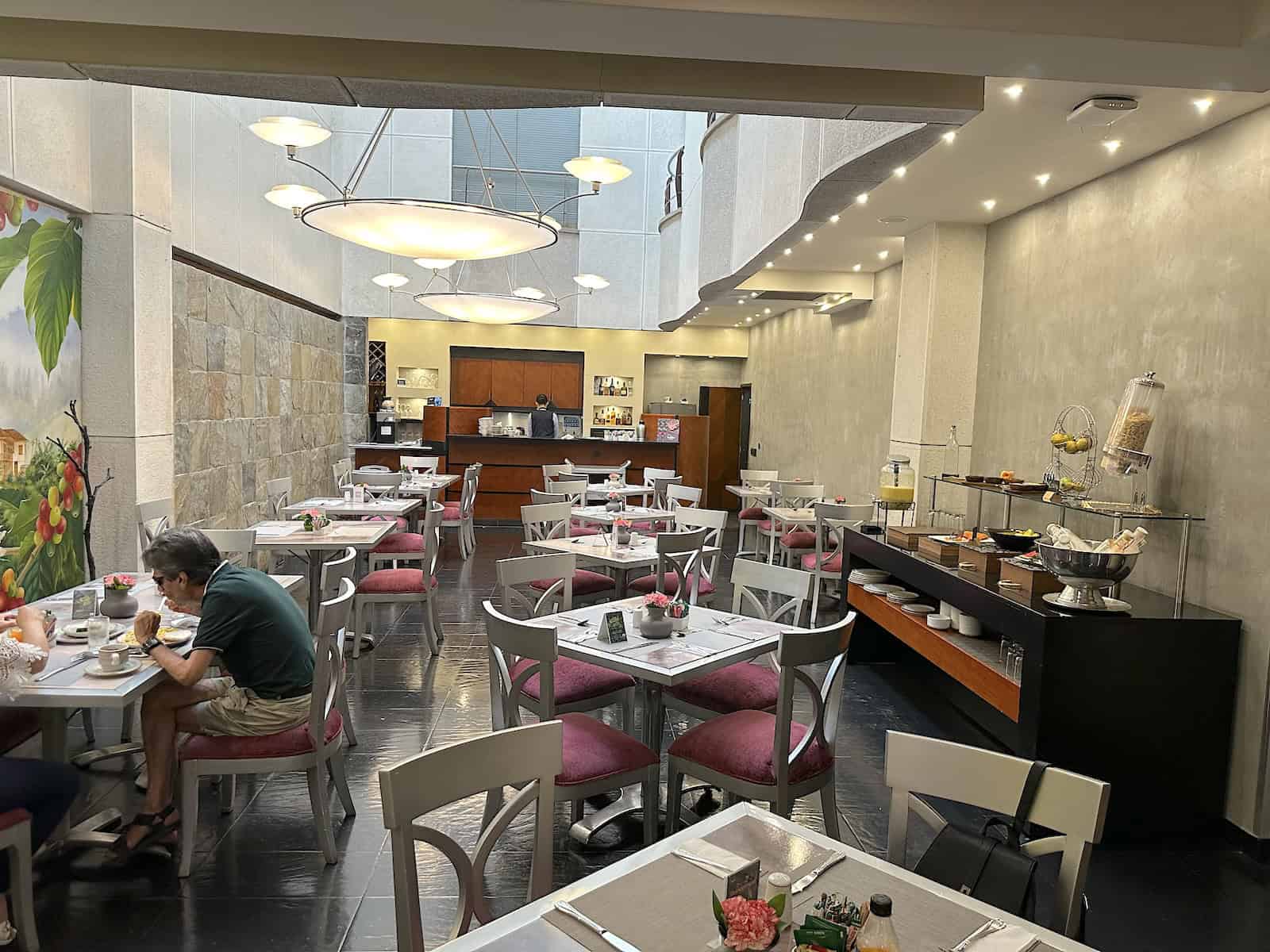 Breakfast room at GHL Abadía Plaza