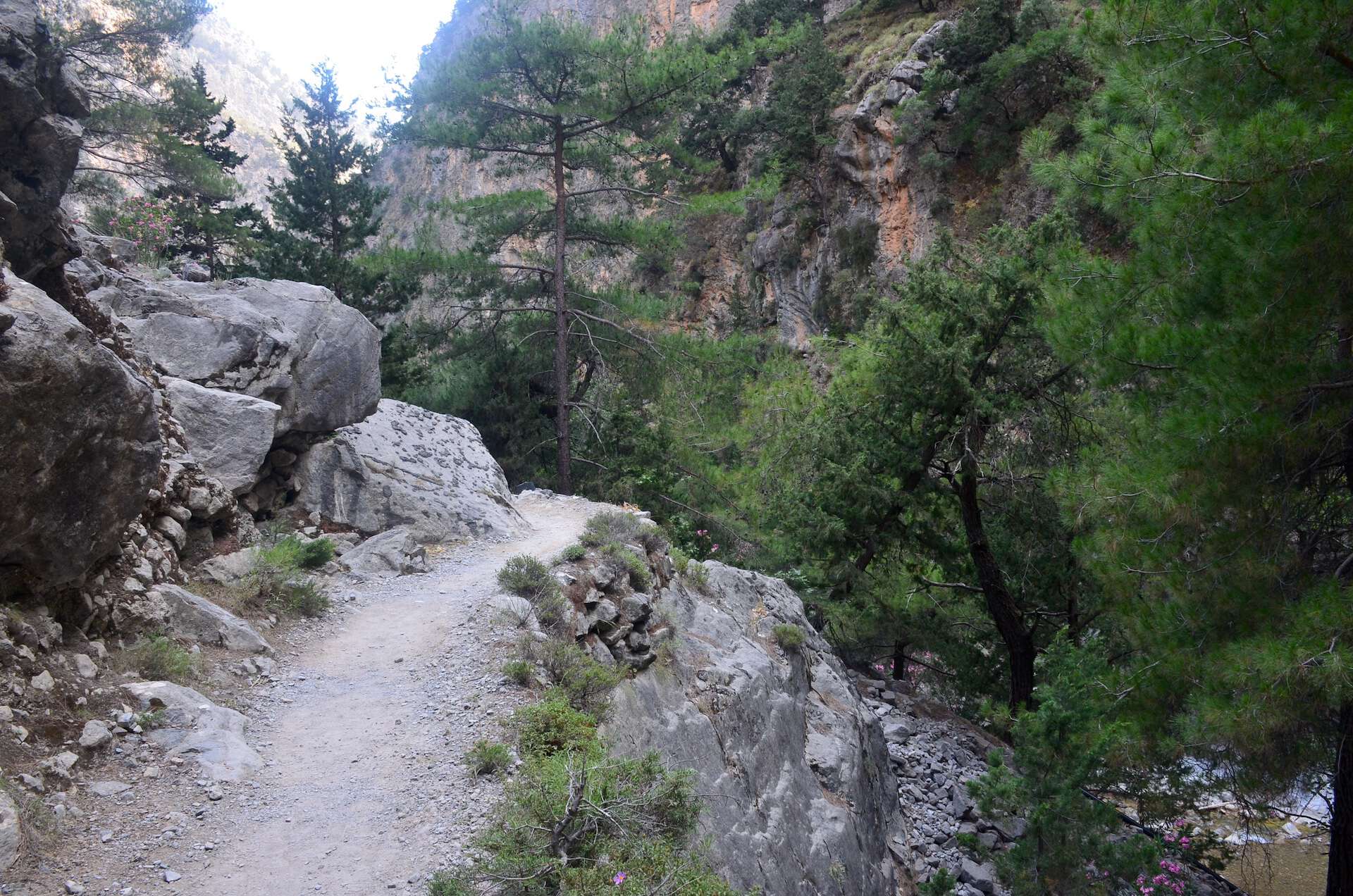 Rocky ridge on the trail from Nero tis Perdikas to Christos at the Samaria Gorge in Crete, Greece