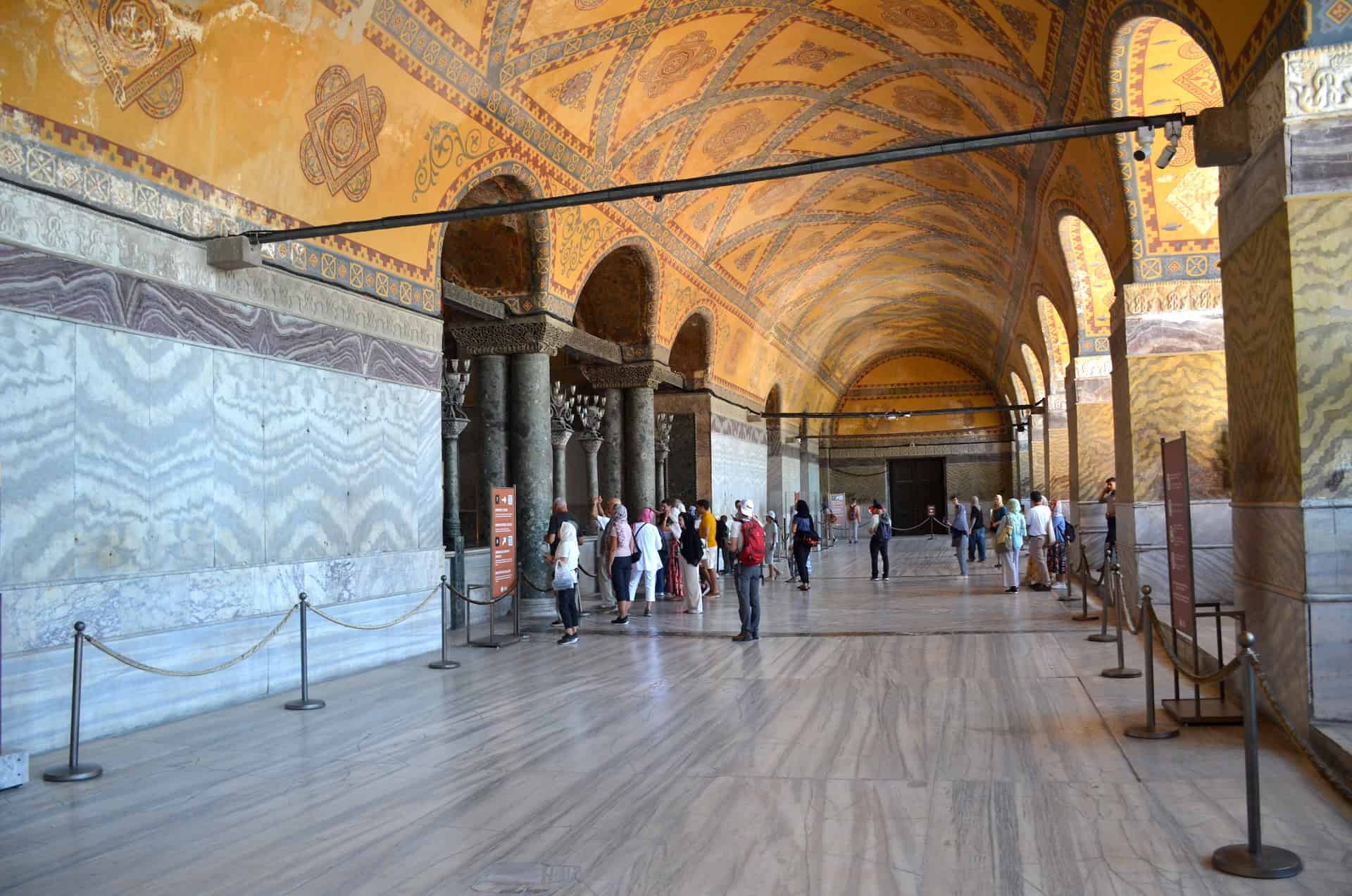 Center of the upper gallery