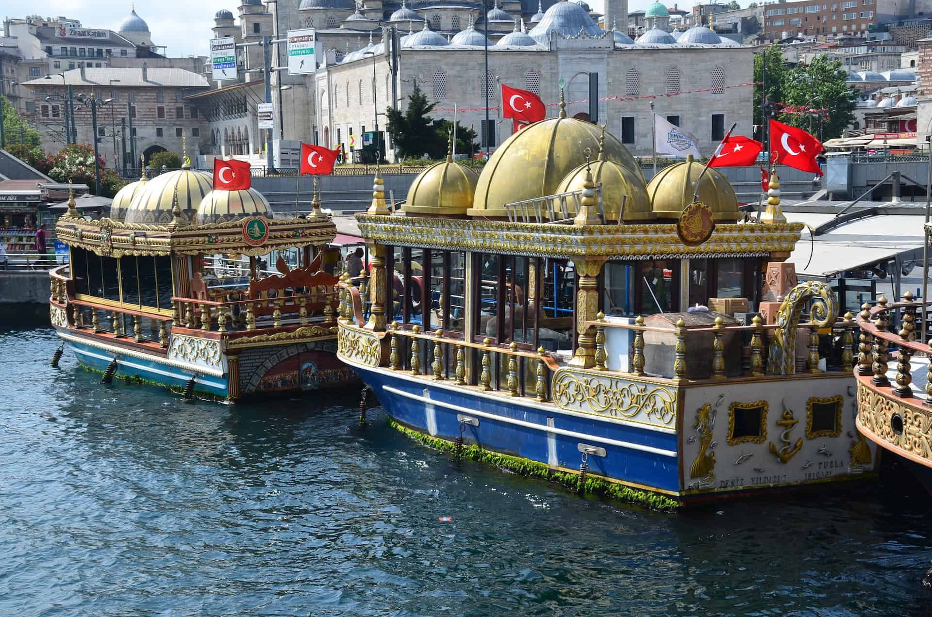 Balık ekmek boats in Eminönü, Istanbul, Turkey