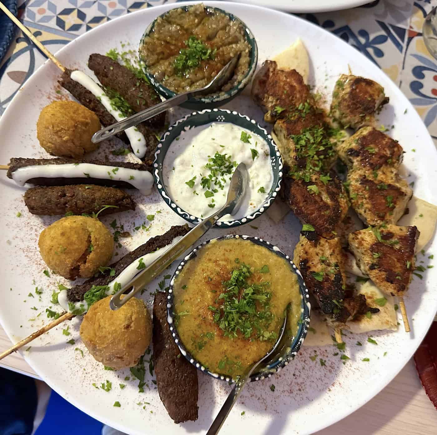 Sampler platter at Ankara in Pereira, Risaralda, Colombia