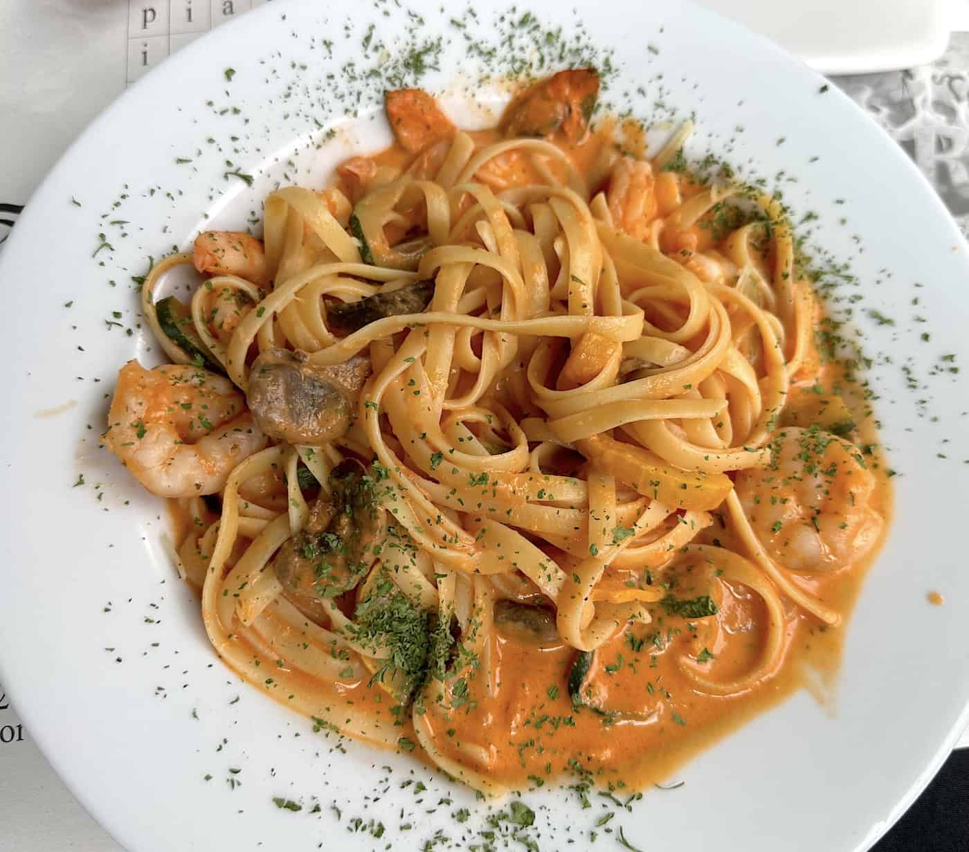 Fettuccine mare e monti at La Trattoría in Pereira, Risaralda, Colombia