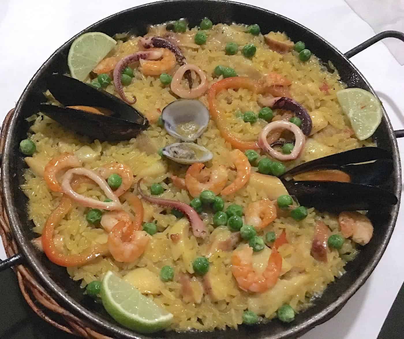 Paella de mariscos at El Mesón Español in Pereira, Risaralda, Colombia