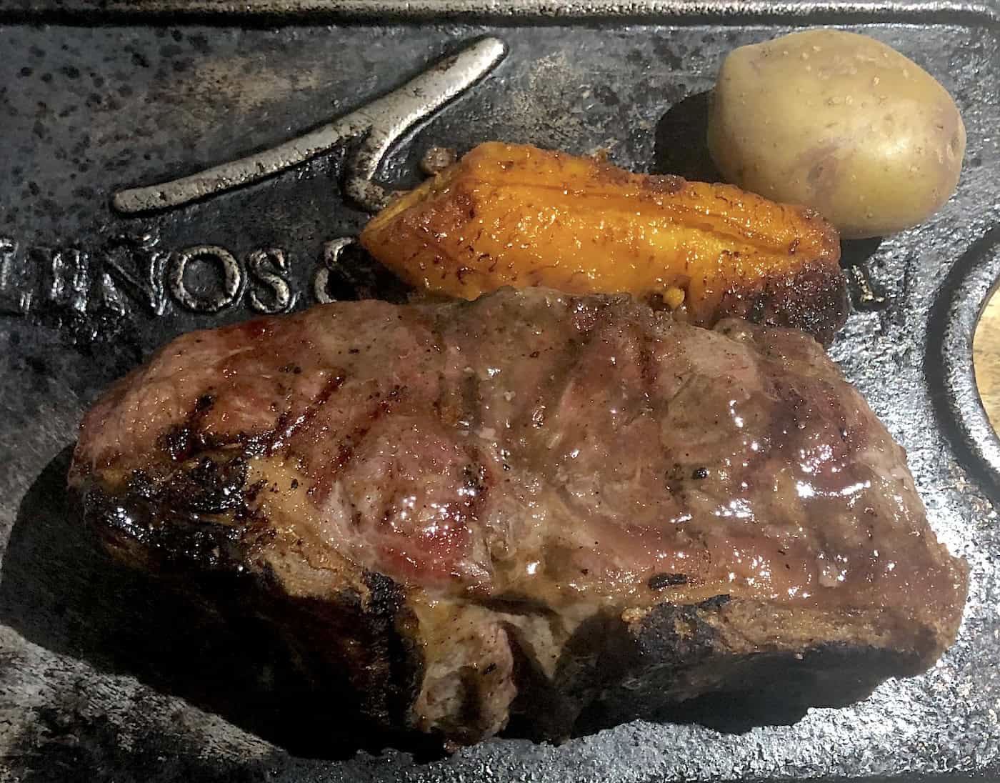 Bife de chorizo at Leños y Parrilla on Circunvalar in Pereira, Risaralda, Colombia