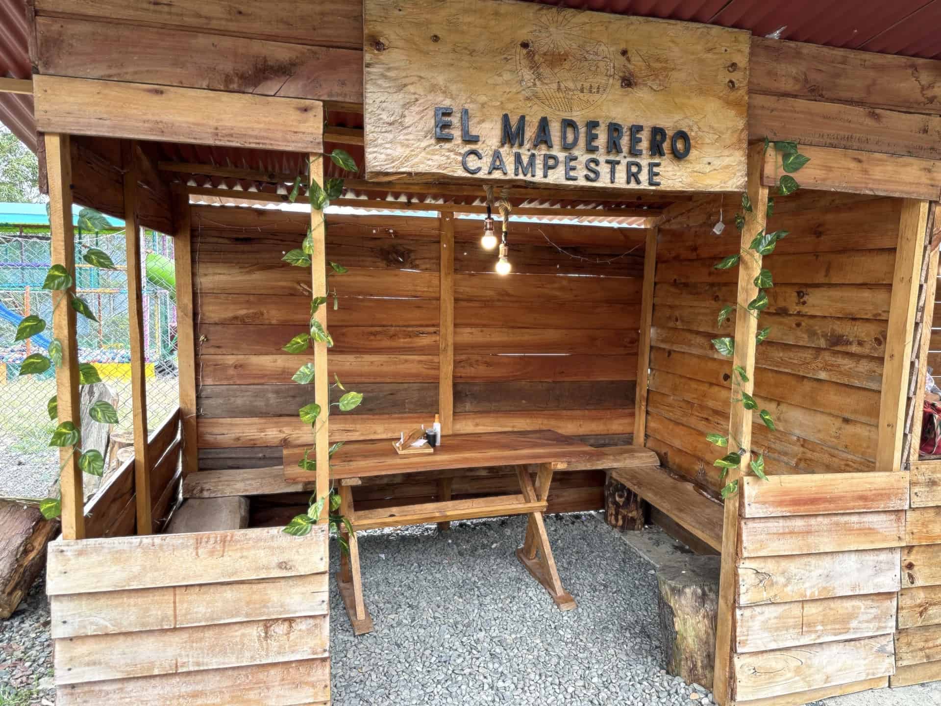 Cabin at El Maderero Campestre in Guática, Risaralda, Colombia