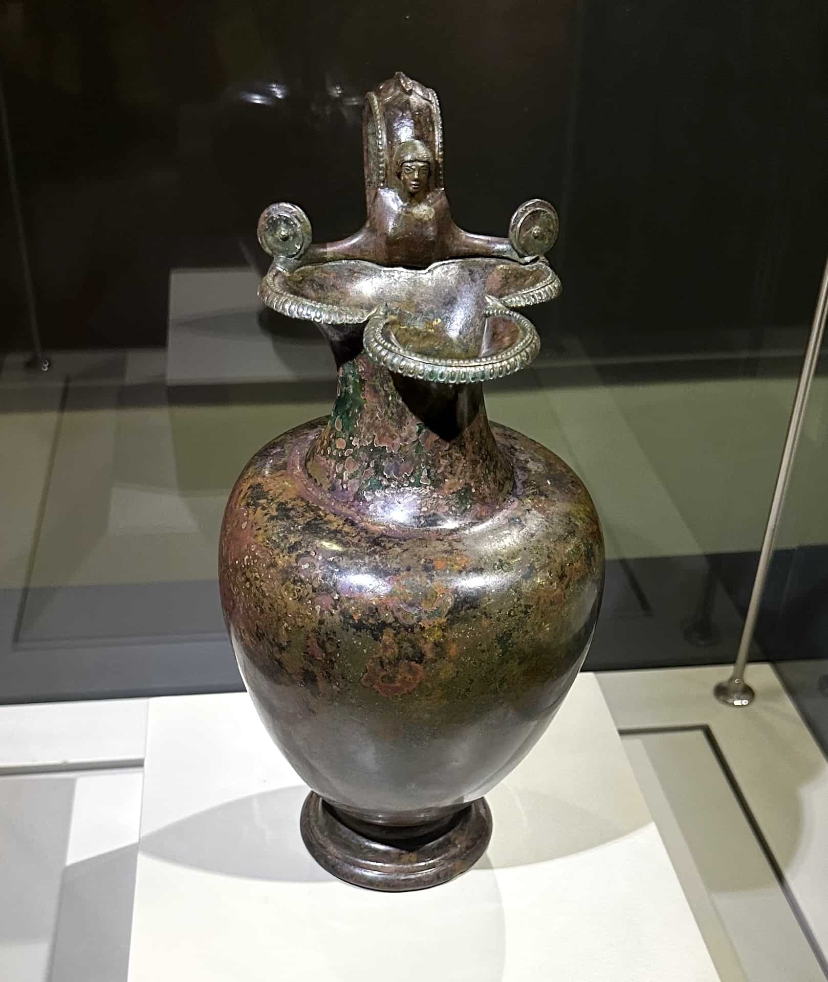 Oinochoe (Bronze, 470 BC) in the Hall of the Terrace House Findings
