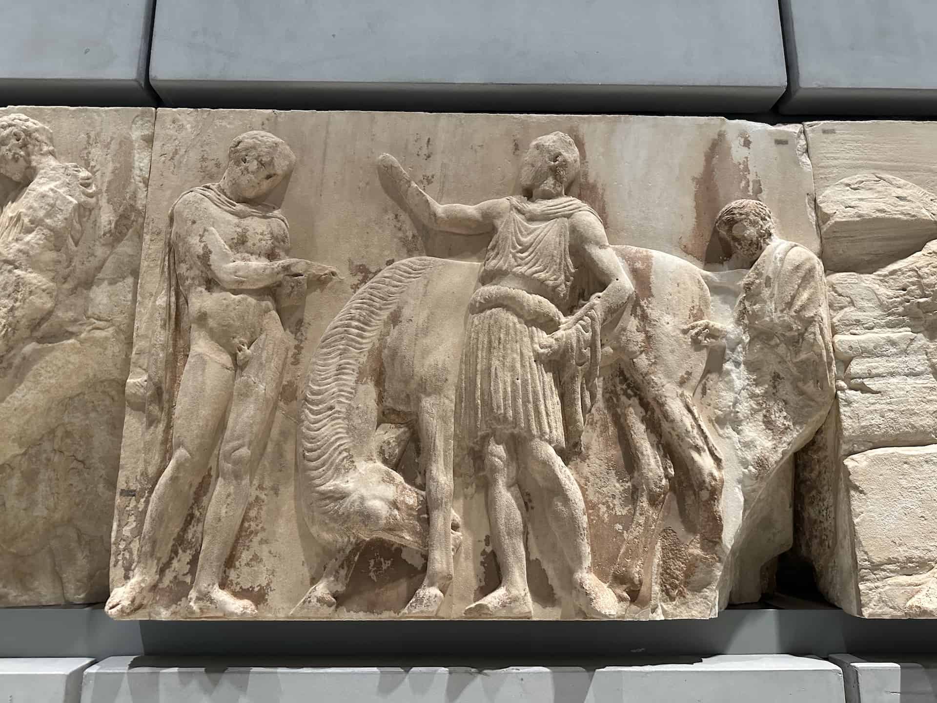 W XII, 22-24 on the west frieze of the Parthenon