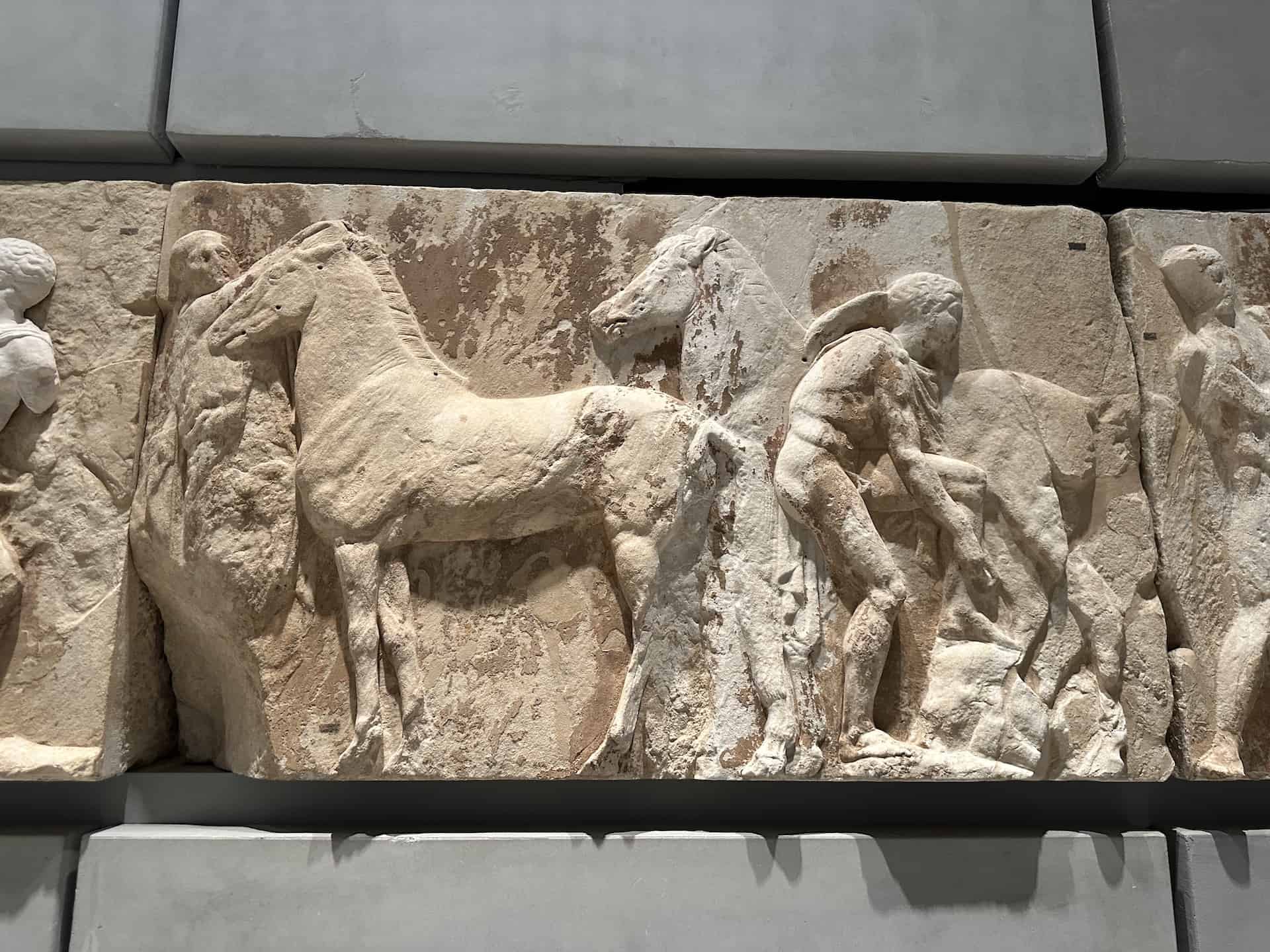 W XV, 28-29 on the west frieze of the Parthenon