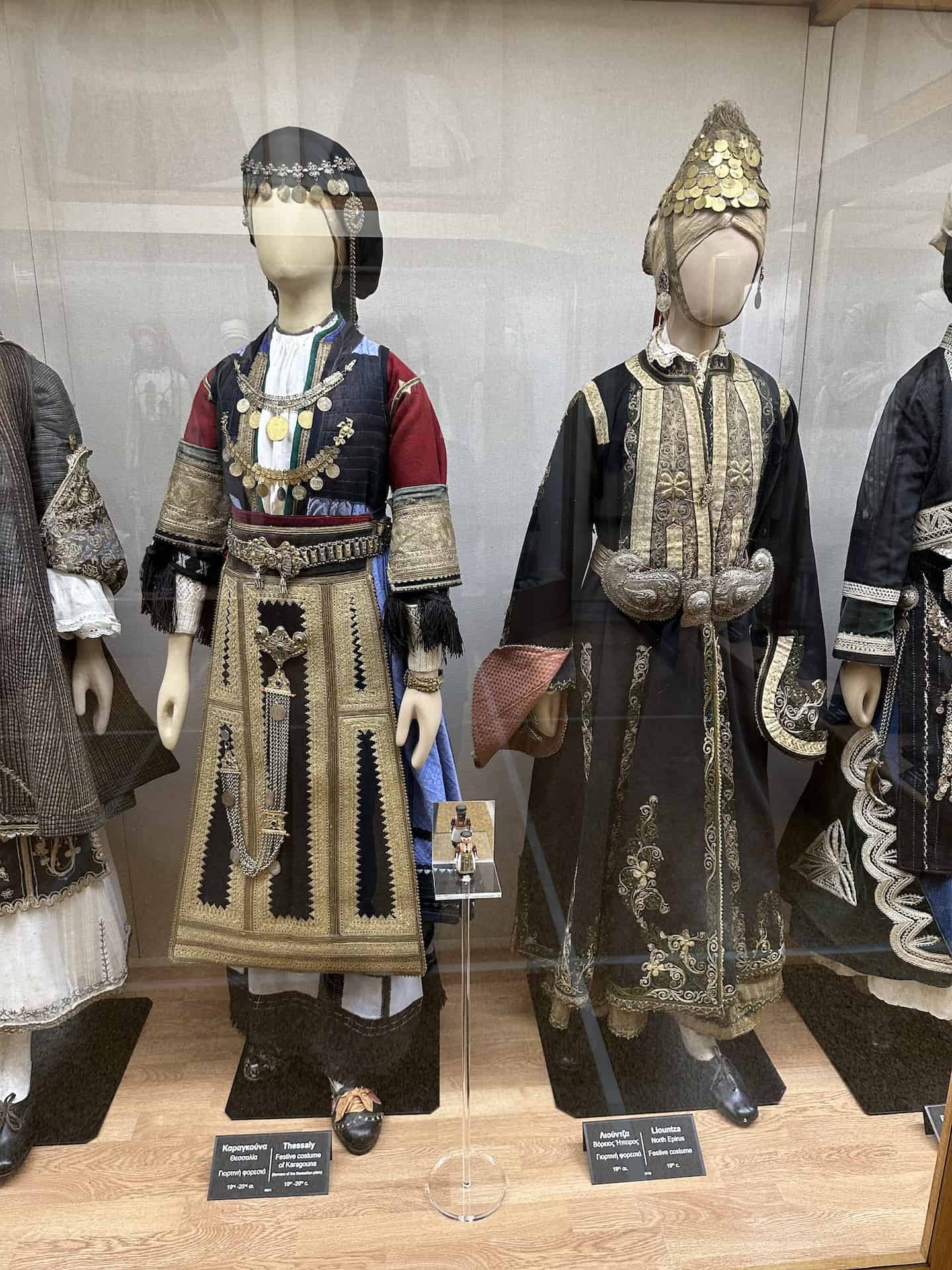Festive costume of the Karagouna (farmers of the Thessalian plain), Thessaly, 19th-20th century (left); festive costume from Liountza, North Epirus, 19th century (right) at the National Historical Museum in Athens, Greece