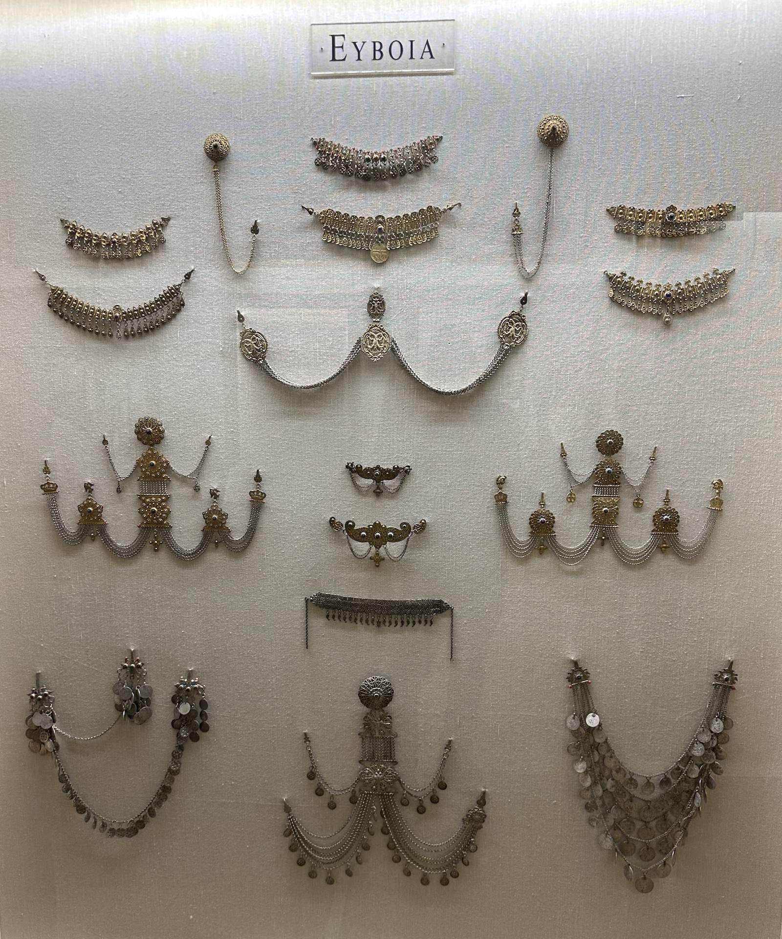 Jewelry from Euboia