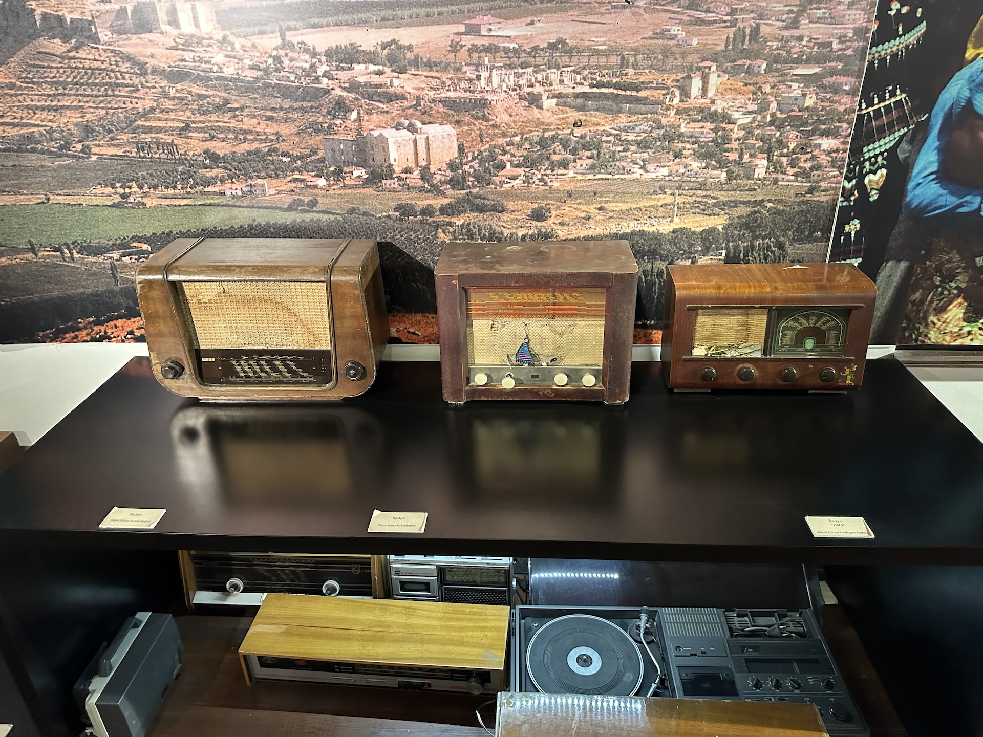 Radios in the ethnographic section at the Selçuk City Memory Museum