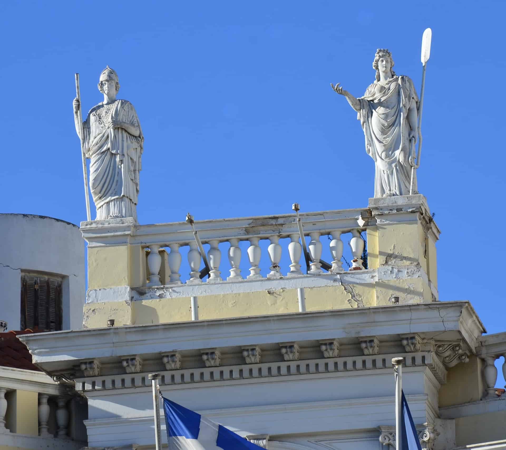Statues atop the balcony of the Stathatos Mansion
