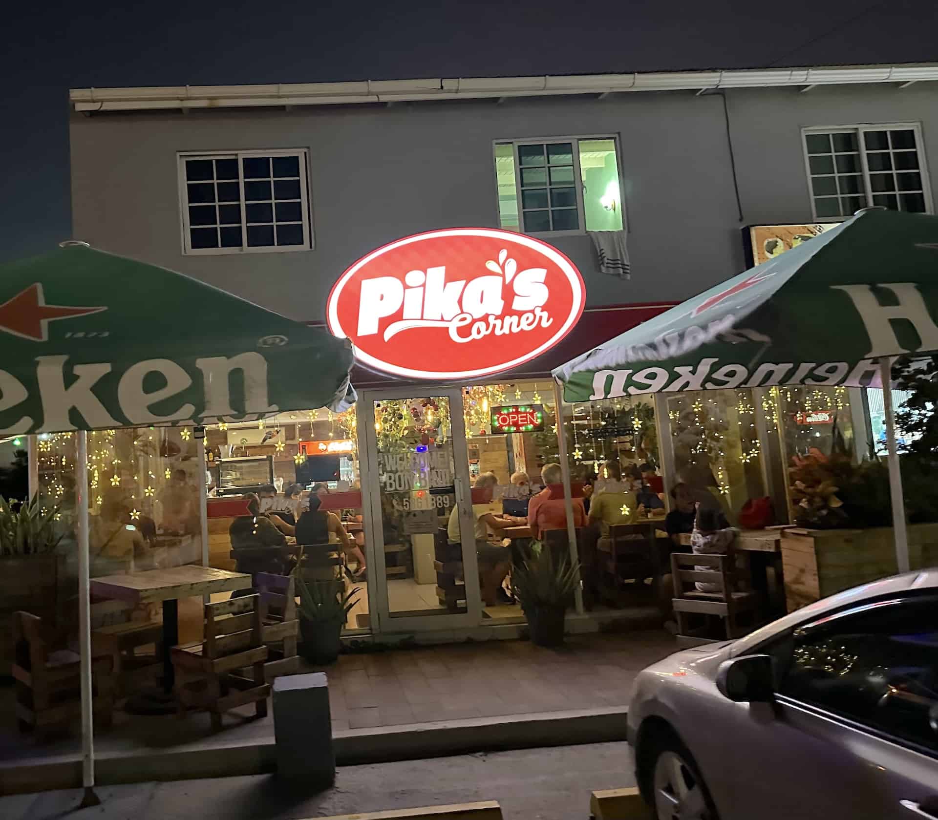 Pika's Corner in Palm Beach, Noord, Aruba