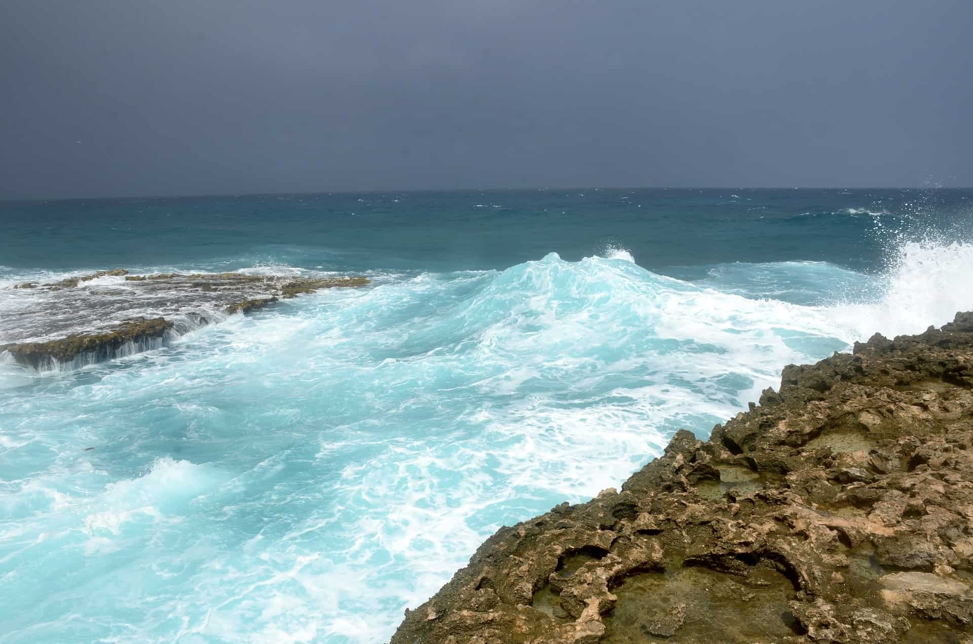 A wave coming in at Westpunt Boca