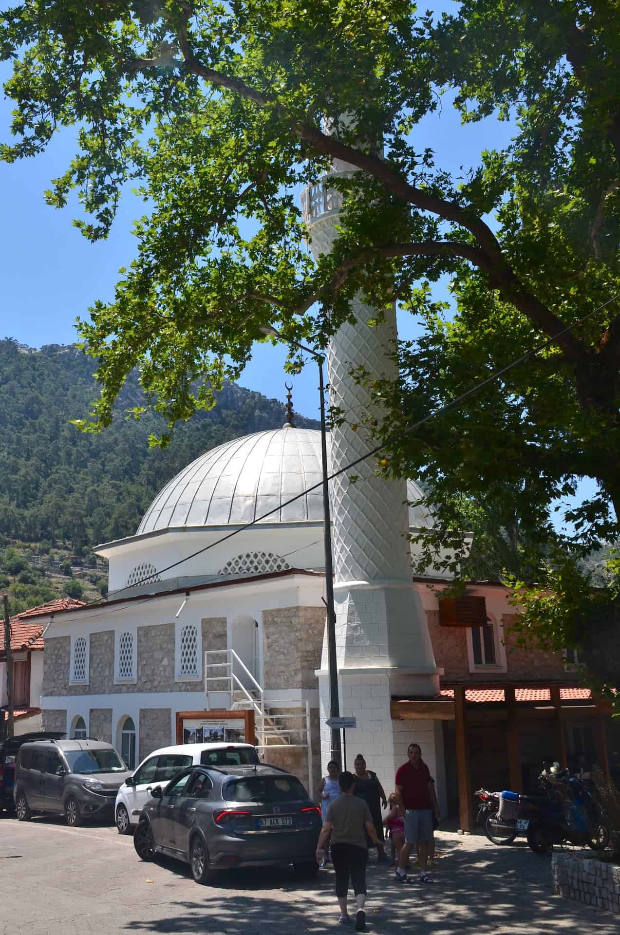 Mosque in Bayır