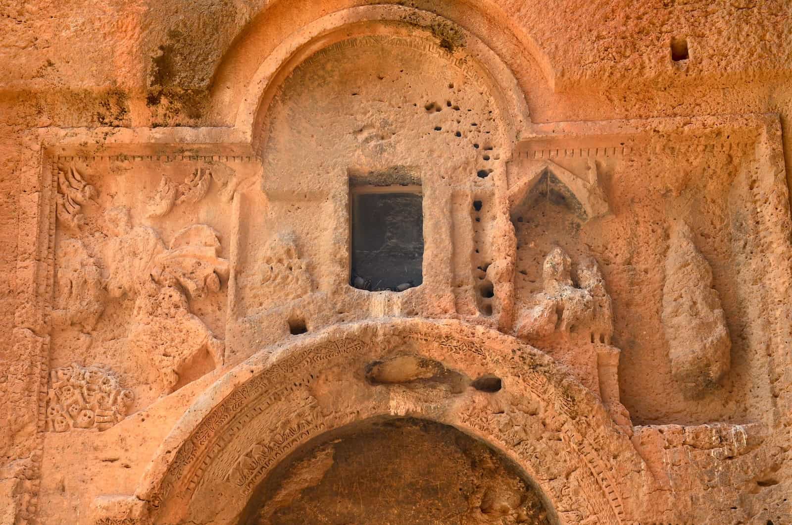 Carvings on the entrance to the Large Gallery Grave