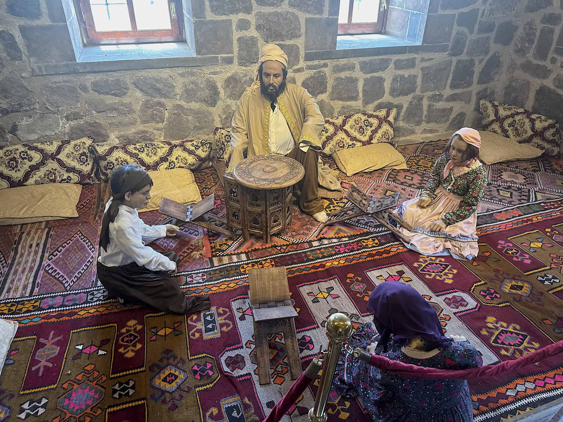 Display of Ahmed-i Hâni teaching young girls at the Sheikh Ahmed El-Hani Museum