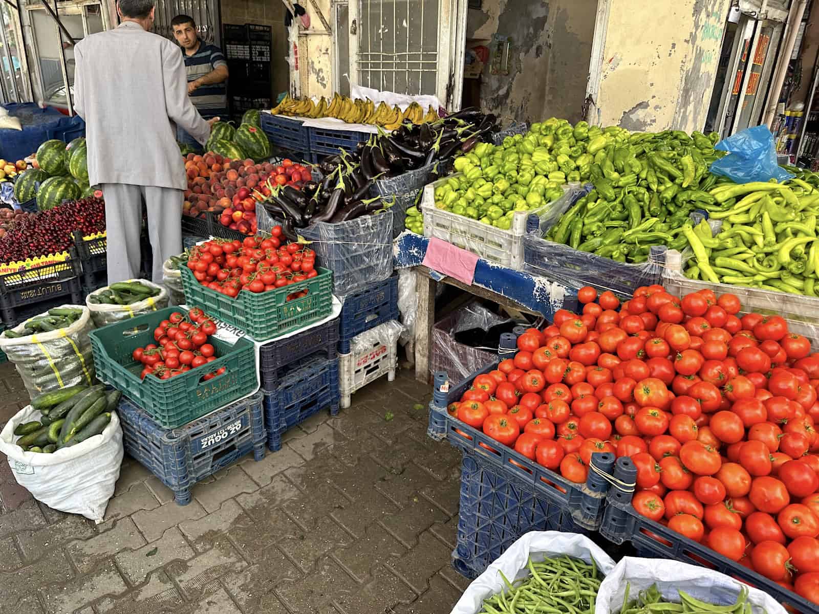 Vegetable stand in Siirt, Turkey